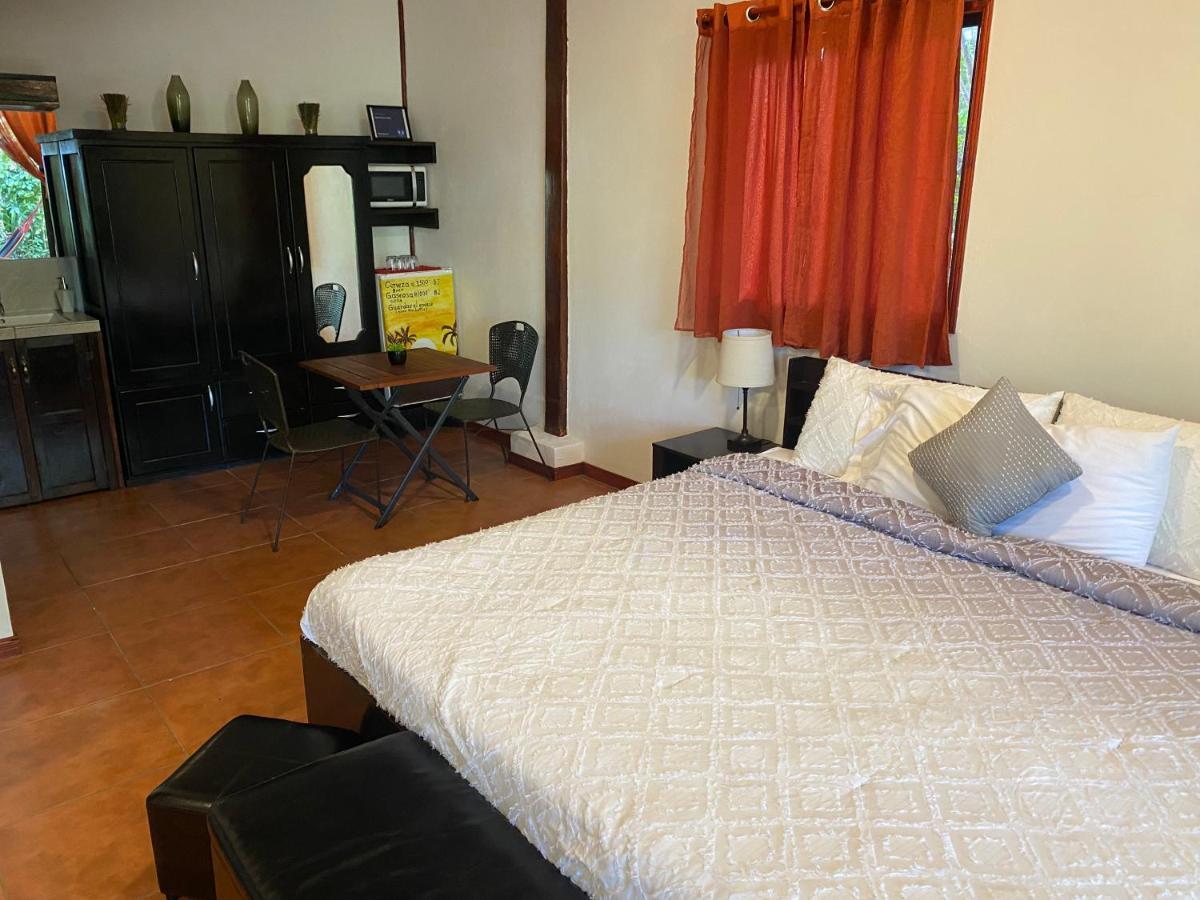 Hotel Casa Vito Beachfront Puerto Viejo de Talamanca Exteriör bild